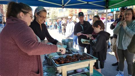 Who's cooking at Glens Falls Wing Fest